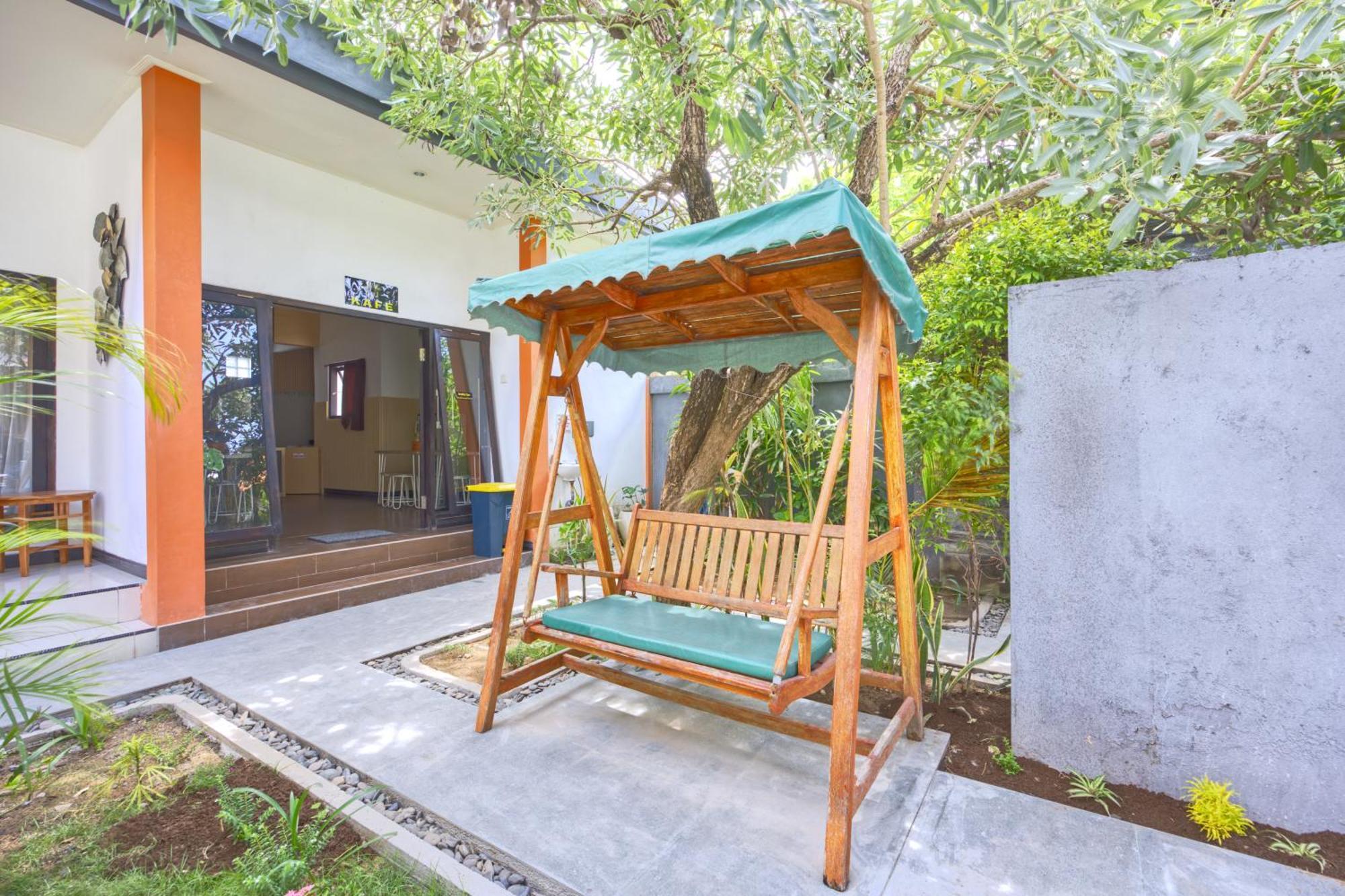 Jnj Guest House Toyapakeh エクステリア 写真